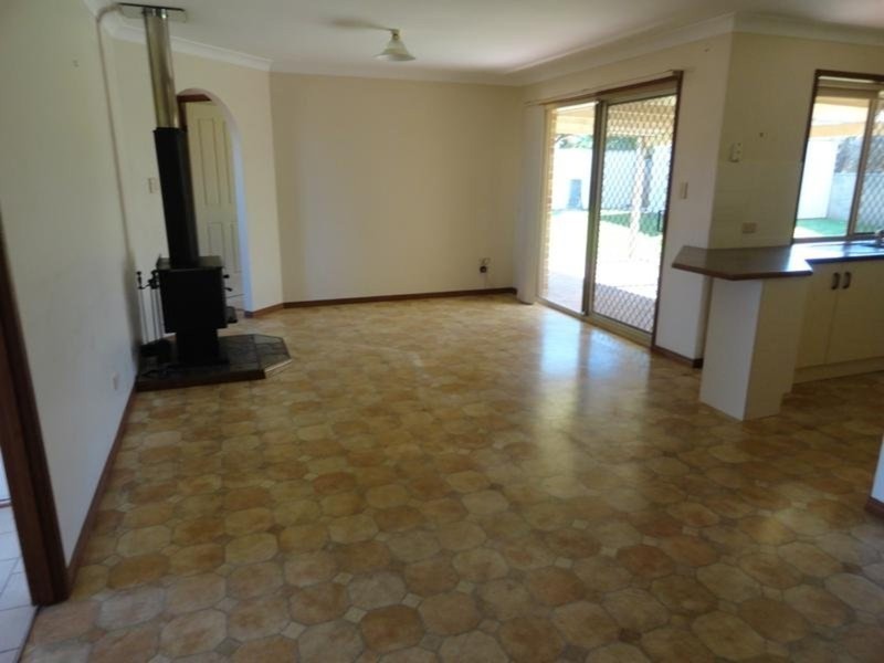 2 Findley Court, Darling Heights QLD 4350