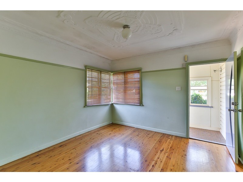 35 Cranley Street, South Toowoomba QLD 4350