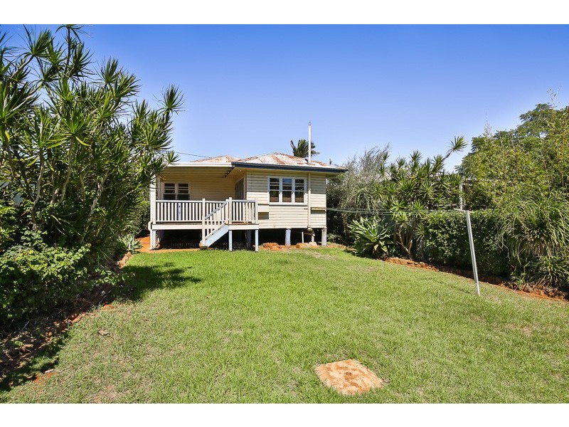 35 Cranley Street, South Toowoomba QLD 4350