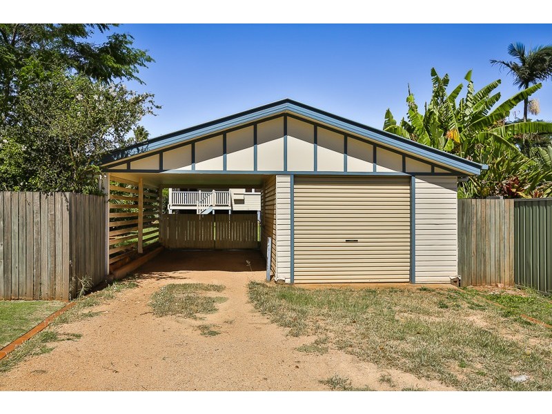 35 Cranley Street, South Toowoomba QLD 4350