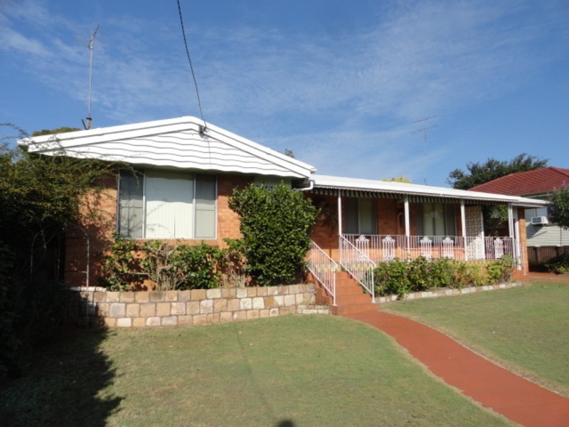 778 Ruthven Street, South Toowoomba QLD 4350