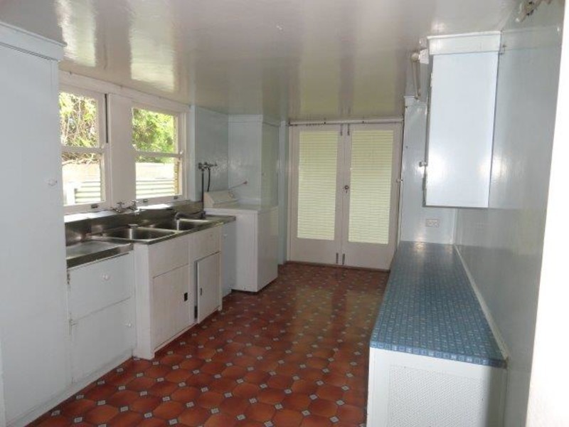 53 Margaret Street, East Toowoomba QLD 4350