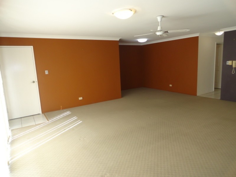 11/208 Hume Street, South Toowoomba QLD 4350