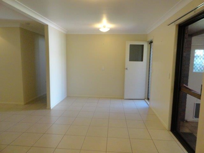 26 Banksia, Newtown QLD 4350
