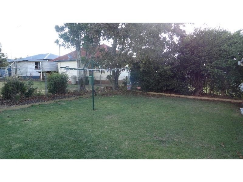 28 Dalmeny Street, Wilsonton QLD 4350