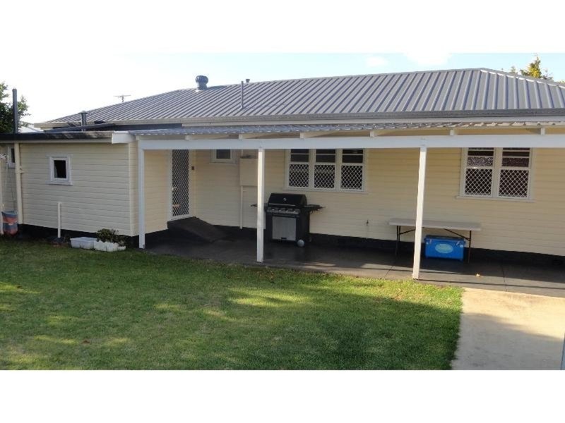 28 Dalmeny Street, Wilsonton QLD 4350