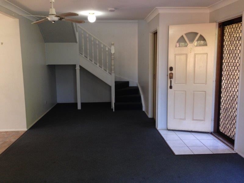 1/251 Herries Street, Newtown QLD 4350