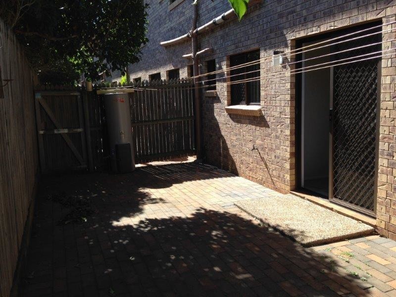 1/251 Herries Street, Newtown QLD 4350
