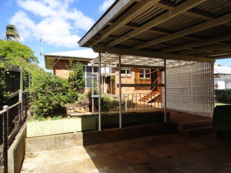 205 South Street, South Toowoomba QLD 4350