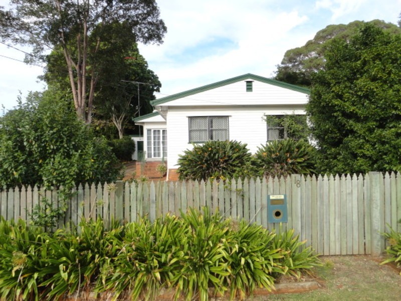 18 Curzon Street, East Toowoomba QLD 4350