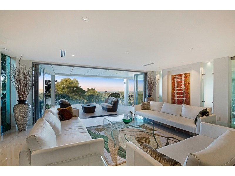 36 Tourist Road, East Toowoomba QLD 4350