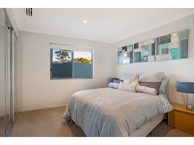 36 Tourist Road, East Toowoomba QLD 4350