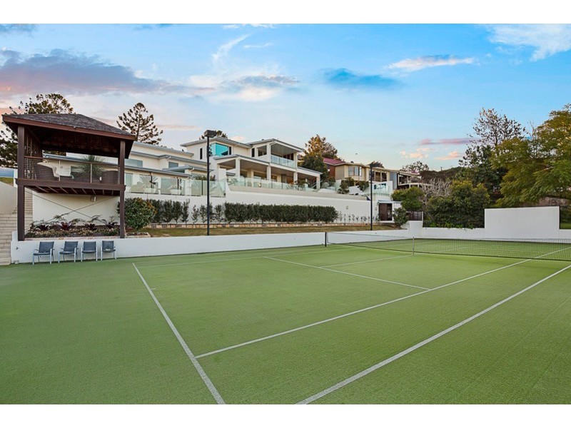 36 Tourist Road, East Toowoomba QLD 4350