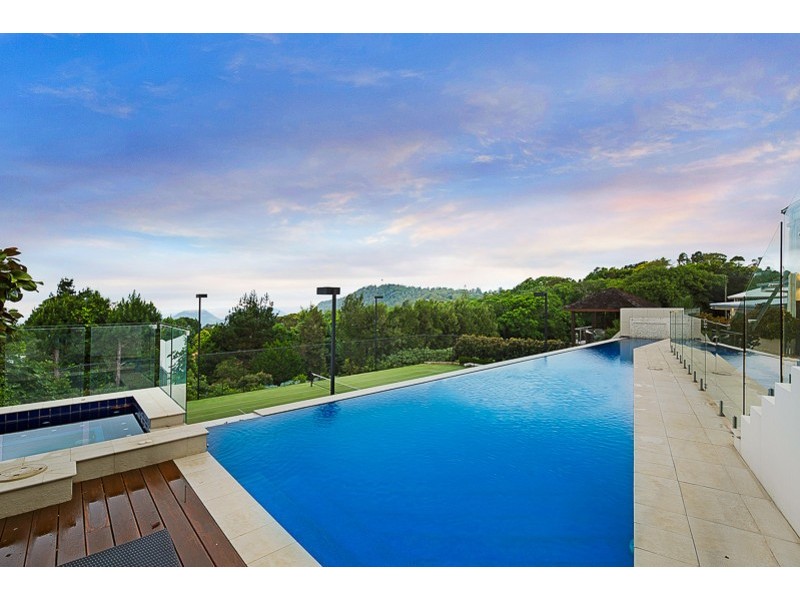 36 Tourist Road, East Toowoomba QLD 4350