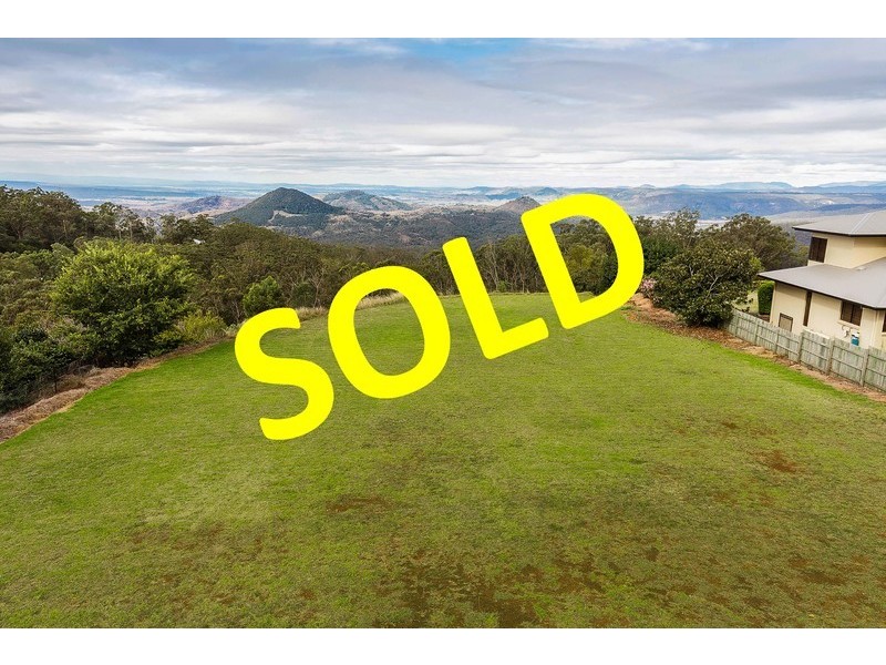 8 Culliford Drive, Middle Ridge QLD 4350