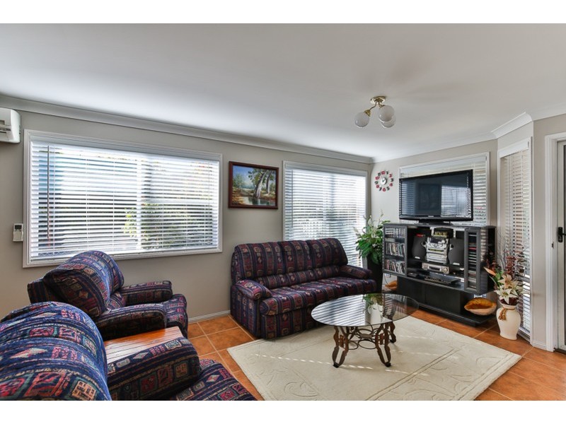 1/22 Beer Court, Kearneys Spring QLD 4350