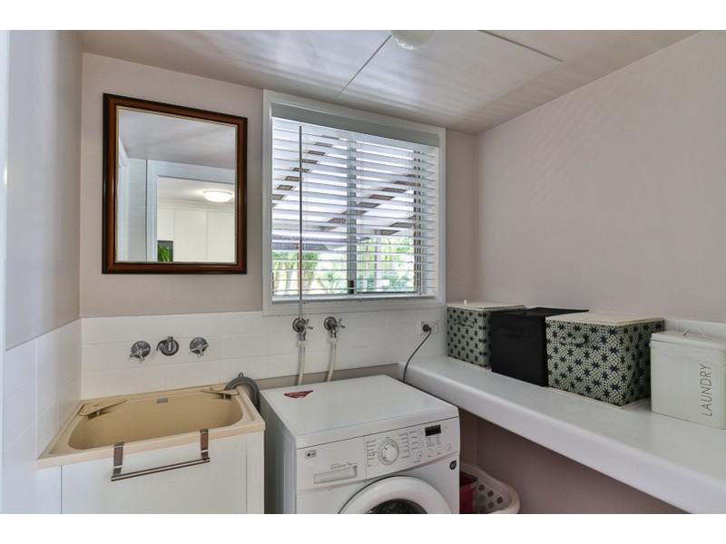1/22 Beer Court, Kearneys Spring QLD 4350