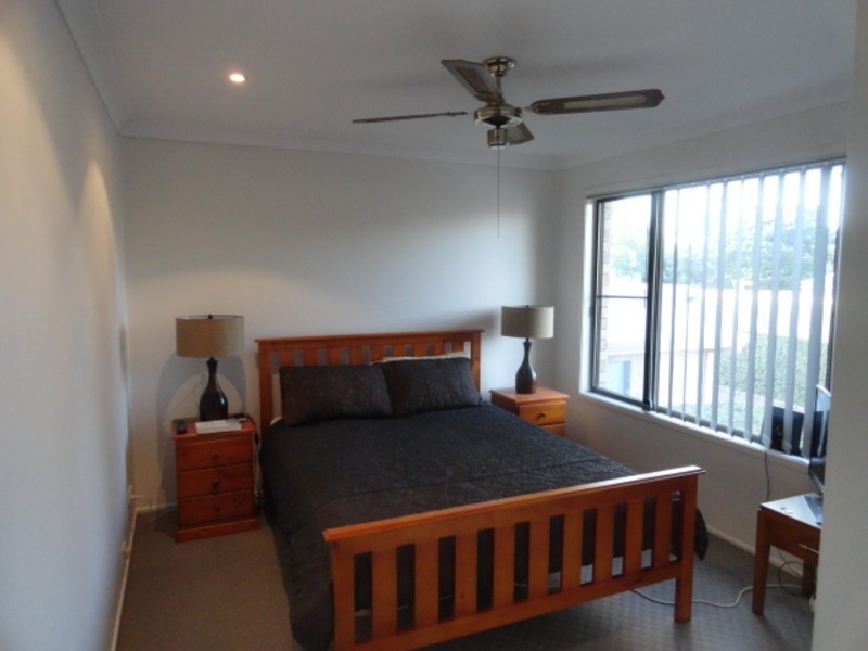 4/357 Margaret Street, Newtown QLD 4350