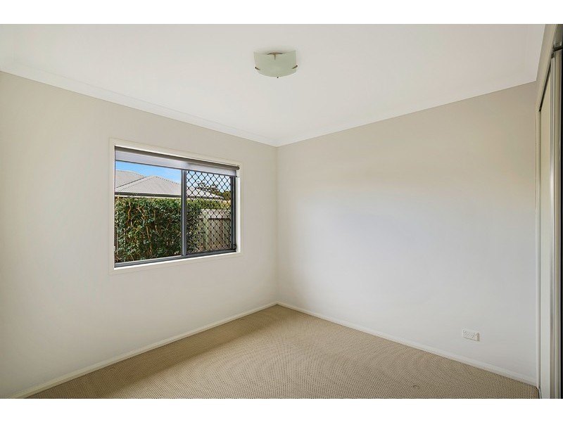 18 Fallon Drive, Middle Ridge QLD 4350