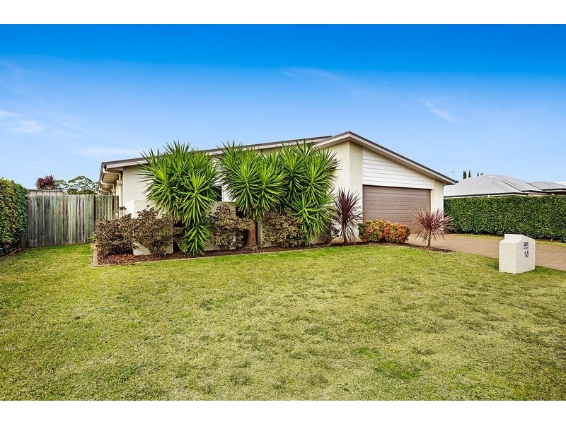 18 Fallon Drive, Middle Ridge QLD 4350