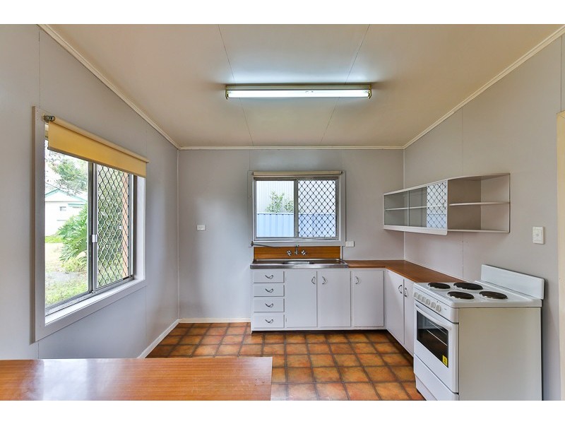 4 Frederick Street, East Toowoomba QLD 4350