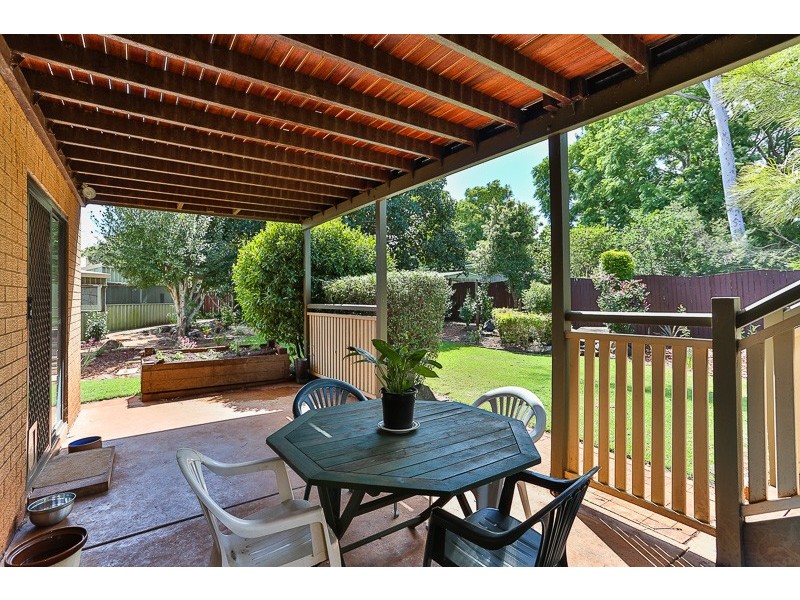 2 Arlaw Street, Centenary Heights QLD 4350