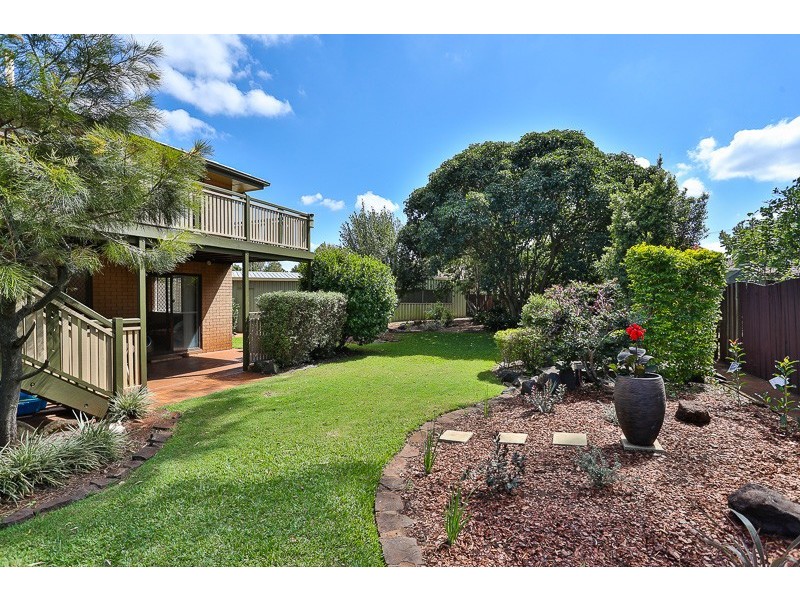 2 Arlaw Street, Centenary Heights QLD 4350