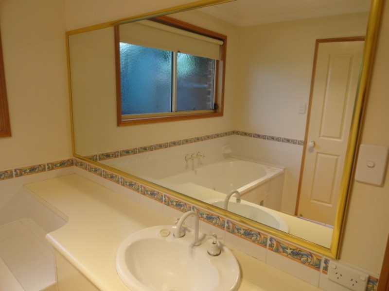 5 Dalzell Crescent, Darling Heights QLD 4350