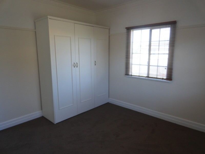 24 Vacy Street, Newtown QLD 4350