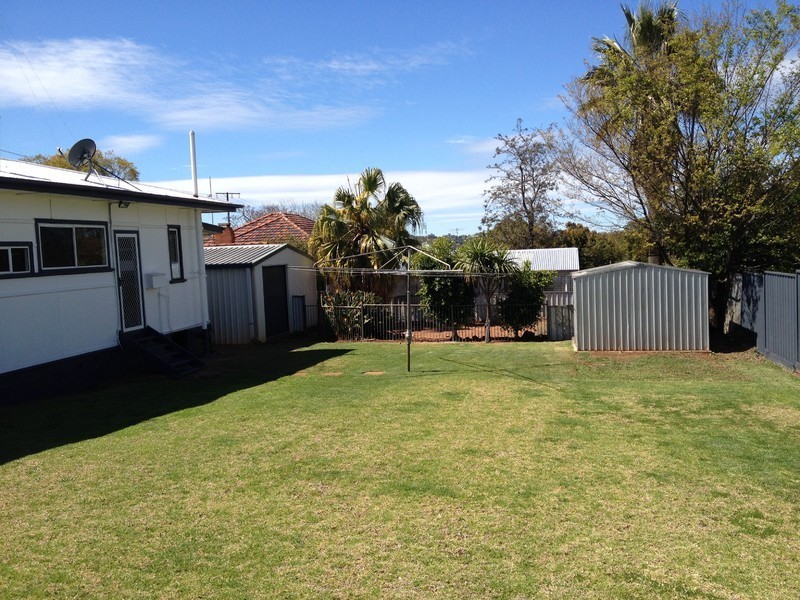 24 Vacy Street, Newtown QLD 4350