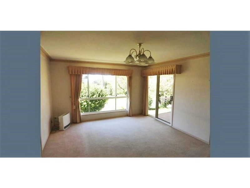 14 Windemere Terrace, Mount Lofty QLD 4350