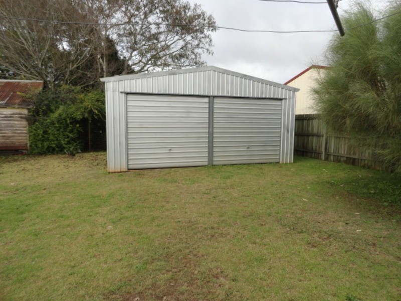 2 Gaydon Street, Newtown QLD 4350