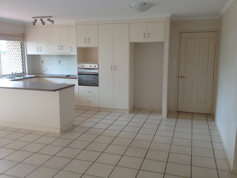3/320 South Street, Harristown QLD 4350