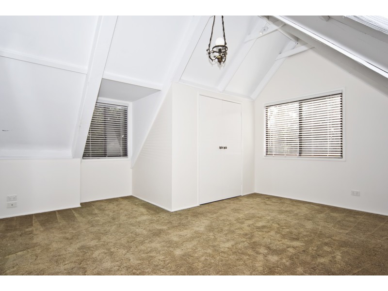 2 Flagstone Creek Road, Middle Ridge QLD 4350