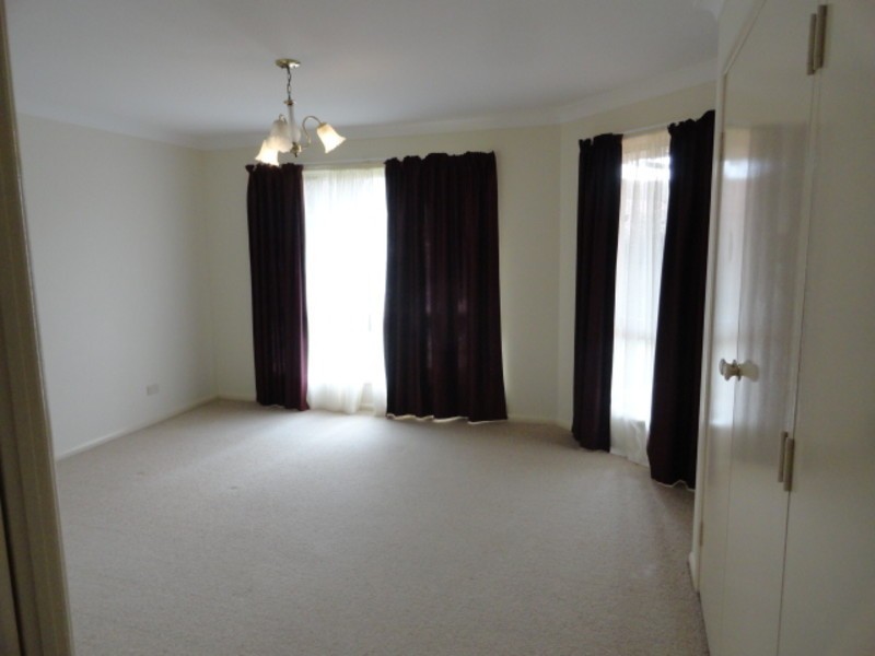 41 Dandelion Drive, Middle Ridge QLD 4350