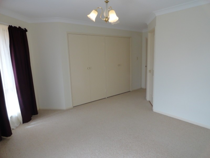 41 Dandelion Drive, Middle Ridge QLD 4350