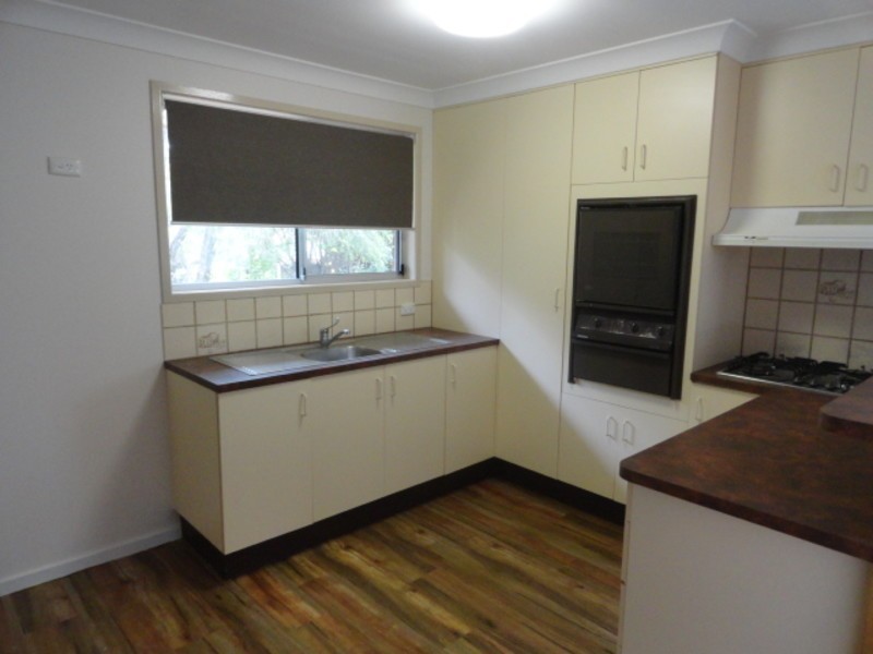 2/166 Ramsay Street, Centenary Heights QLD 4350