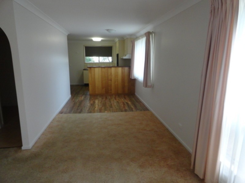 2/166 Ramsay Street, Centenary Heights QLD 4350