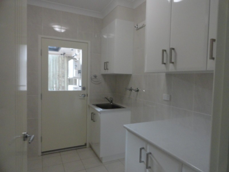 2/3 Mayes Street, East Toowoomba QLD 4350