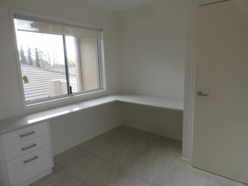 2/3 Mayes Street, East Toowoomba QLD 4350