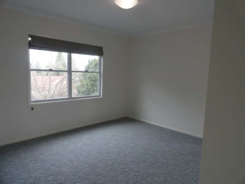 2/3 Mayes Street, East Toowoomba QLD 4350