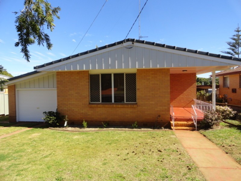 143 Curzon Street, Rangeville QLD 4350