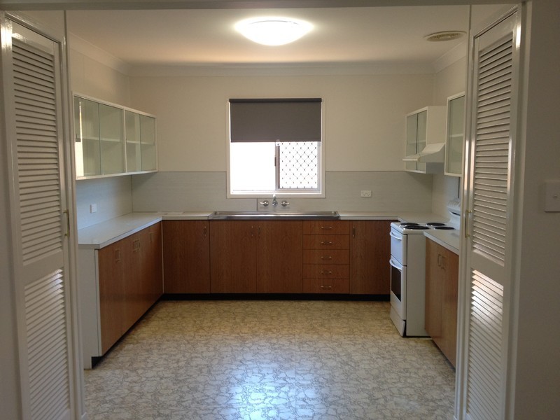 143 Curzon Street, Rangeville QLD 4350