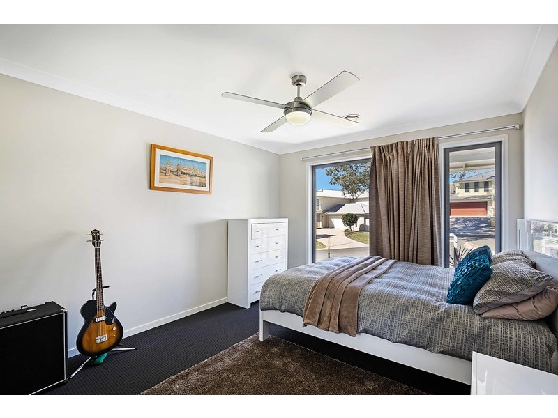 37 Piccadilly Court, Mount Lofty QLD 4350