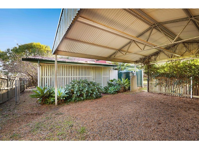 18 Edward Street, North Toowoomba QLD 4350