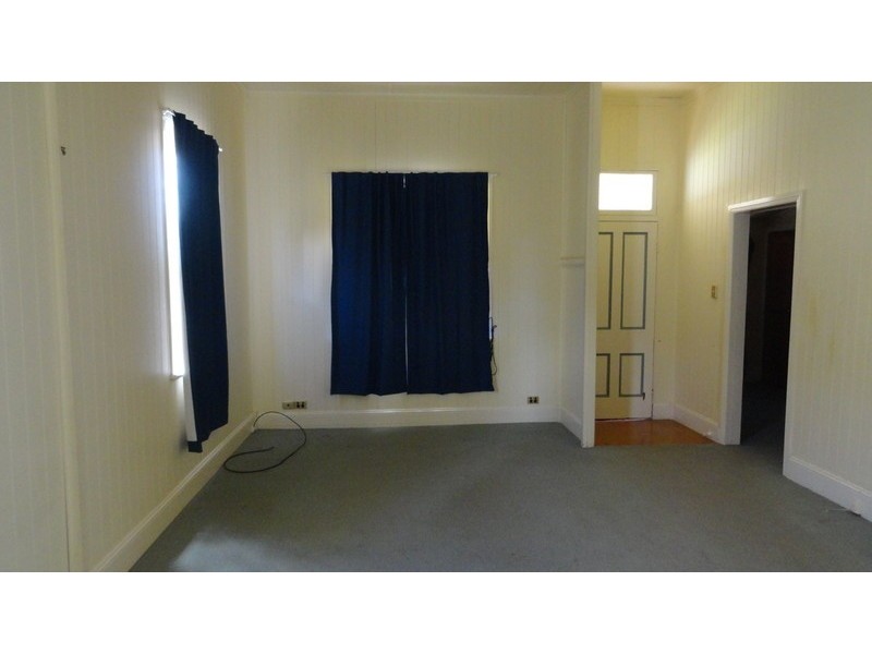 18 Lilley Street, East Toowoomba QLD 4350