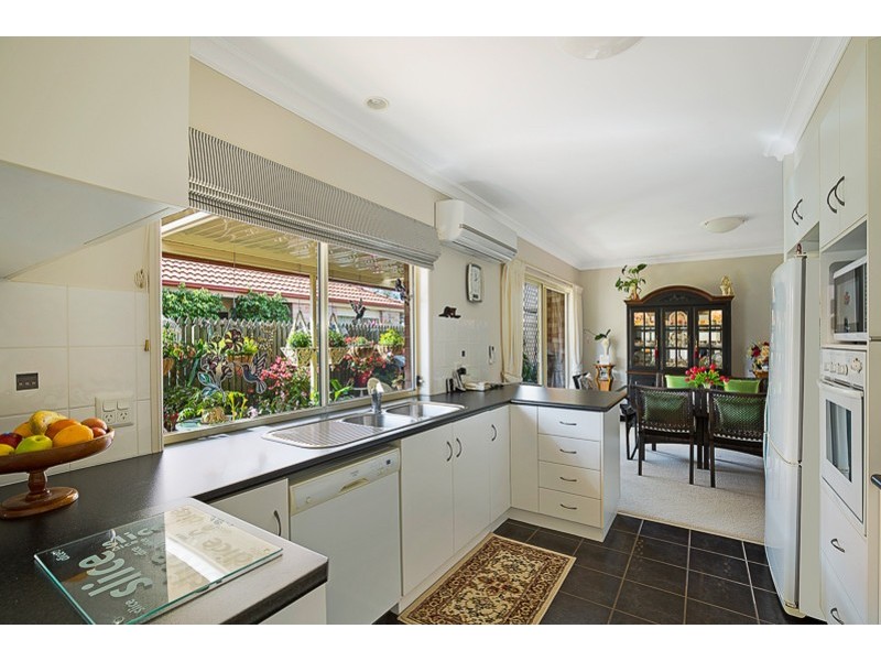 61/12 Glenfield Court, Middle Ridge QLD 4350