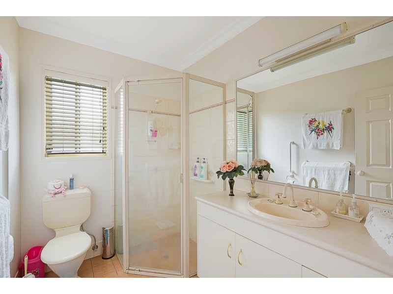 61/12 Glenfield Court, Middle Ridge QLD 4350