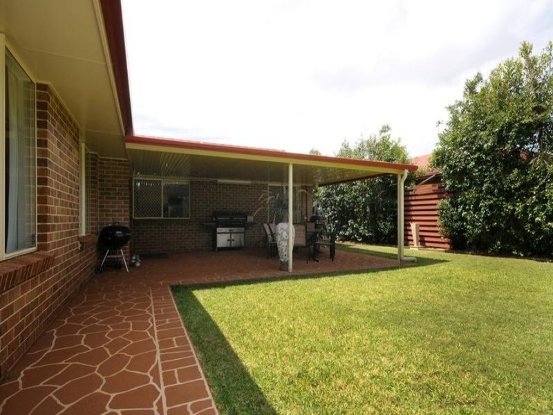12 Poinsettia Court, Middle Ridge QLD 4350