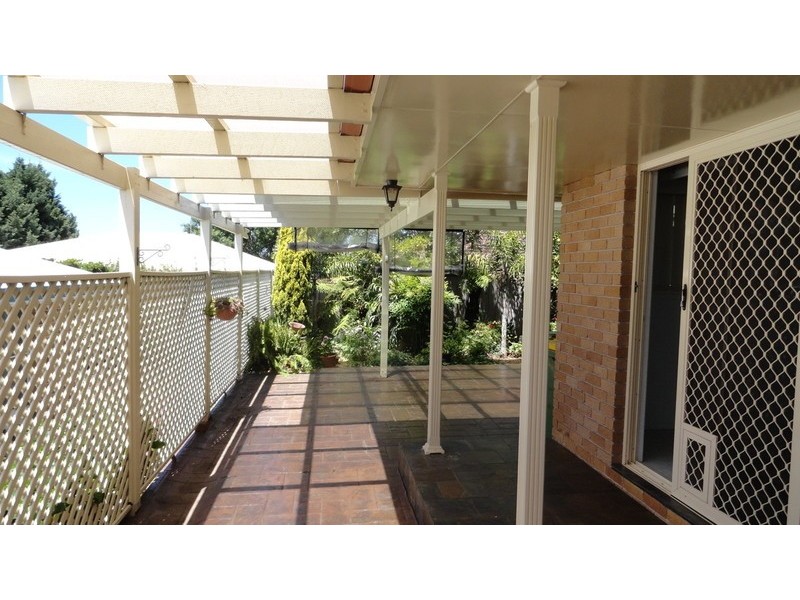 6 Donna Court, Kearneys Spring QLD 4350